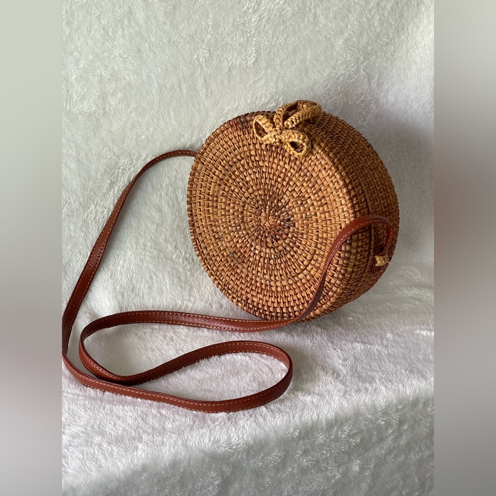 Amazing handmade rattan circle purse with fun closure and adjustable Crossbody